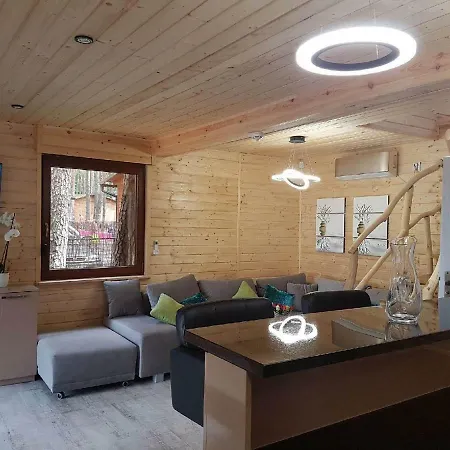 Ow Magdalena Nyaraló